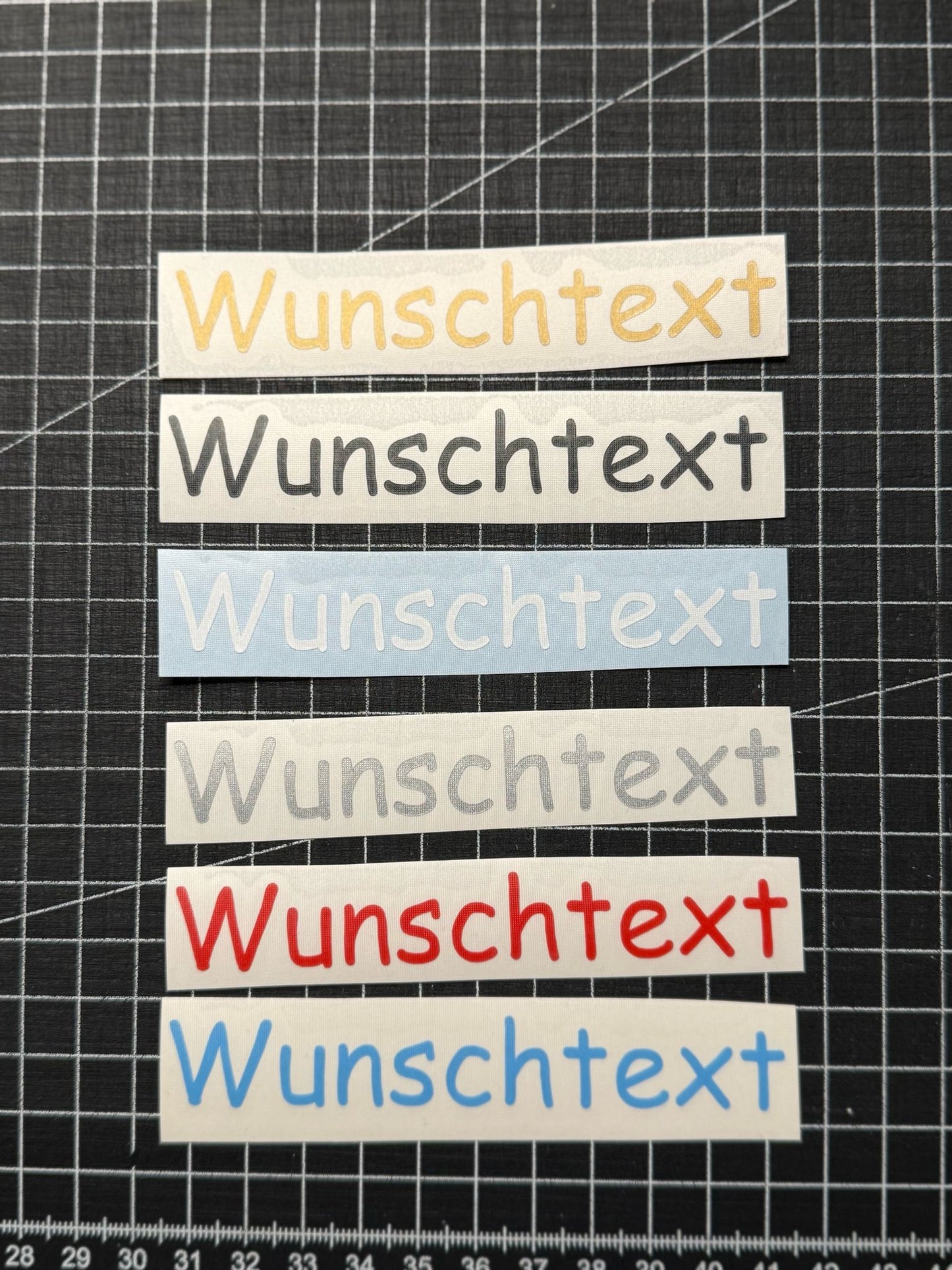 3x Aufkleber / Sticker - Wunschtext - Grösse M - Comic Sans